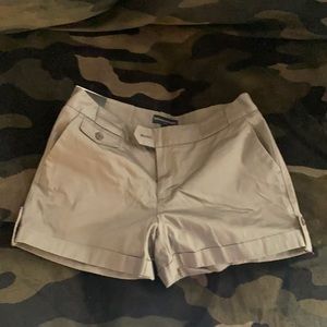 NWT Gray/Grey Banana Republic Martin fit shorts size 6